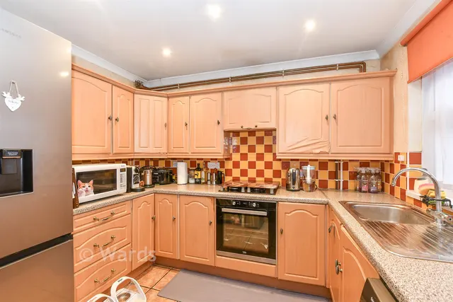 Goteley Mere, Kennington, TN24, photo 3