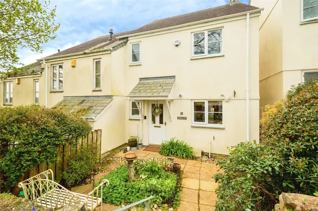 Nikita Terrace, Bodmin Hill, PL22, photo 1