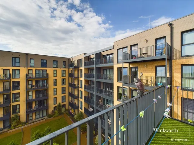Westmoreland Road, Kingsbury, NW9, photo 1