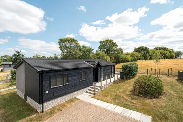 Roadford Lake Lodges, Broadwoodwidger, PL16