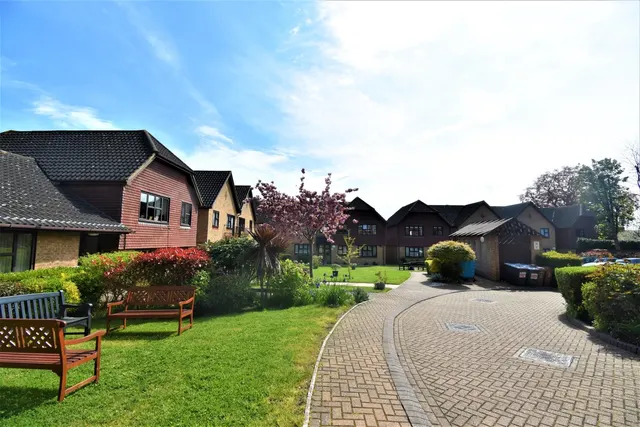 Erith Road, Belvedere, DA17, photo 1
