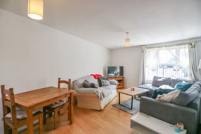 Kingfisher Court, Calne, photo 1
