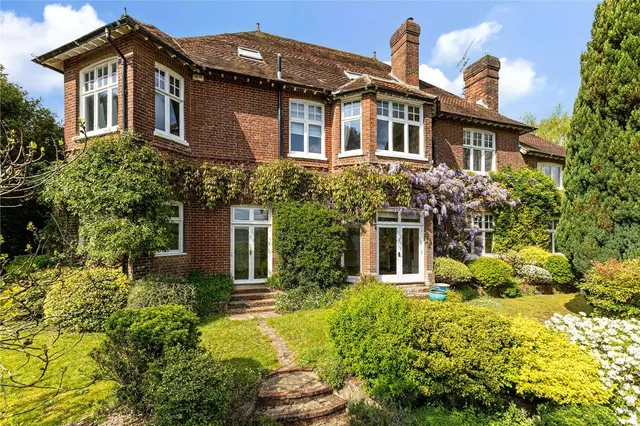 Quarry Road, Winchester, Hampshire, SO23 0JG, photo 1