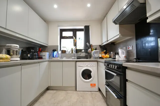 Beaumaris Road, Newport, photo 2