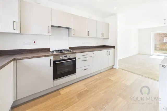 Bagshot Close, Kettering, NN16, photo 3