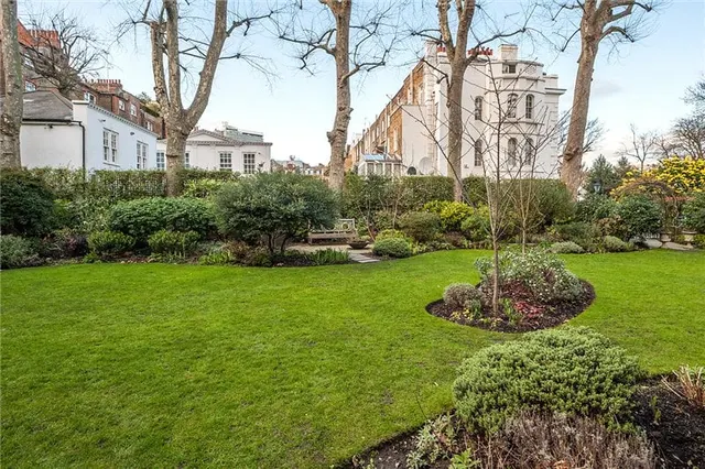 Photo 2 — Brechin Place, South Kensington, SW7