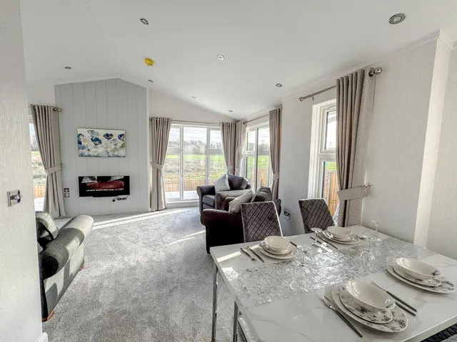 Photo 3 — Weybridge Park Estate Weybridge Road, Addlestone KT15 2RF
