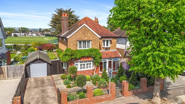 Georgia Avenue, Broadwater, Worthing, photo 1