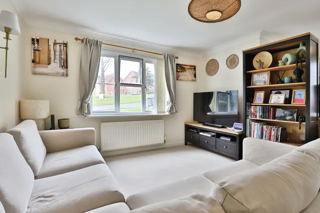 Alder Heights, Poole, BH12, photo 2