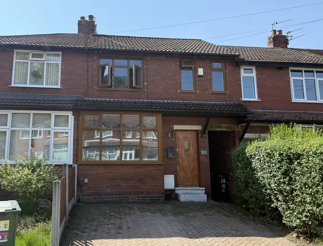 3 bedroom house, Brownwood Avenue, Stockport, SK1