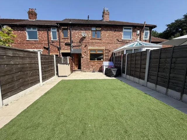 Brownwood Avenue, Stockport, SK1, photo 3