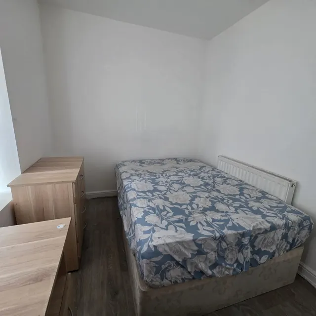 Brook Street, Pontypridd, CF37, photo 1