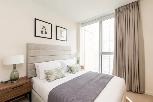 Photo 2 — Flat 5.04, 5 Columbia Gardens, London