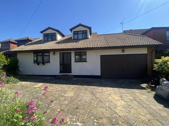 Vista Road, Wickford, SS11, photo 1
