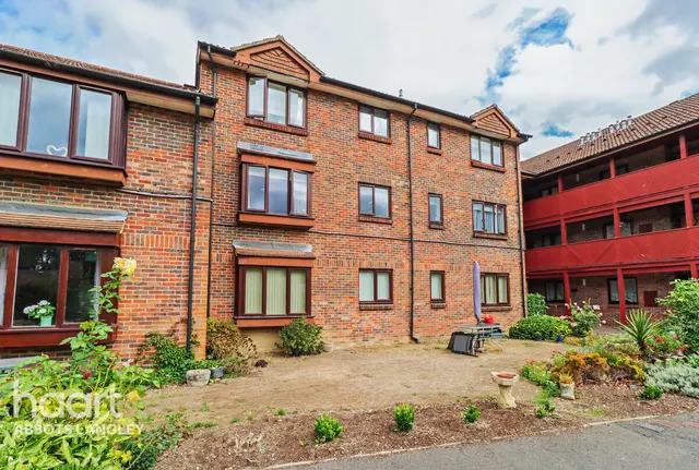 The Grange, Abbots Langley, WD5, photo 1