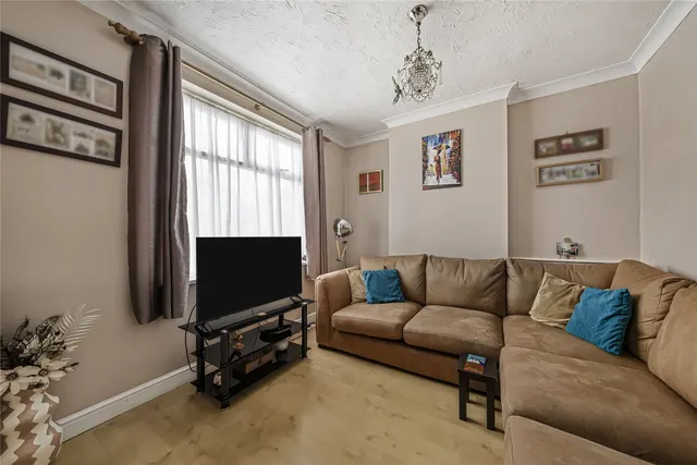 Elm Road, Greenhithe, DA9, photo 2