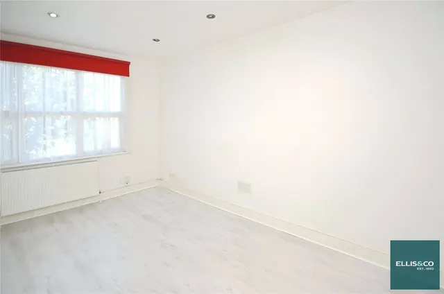 Rosemont Avenue, North Finchley, N12, photo 3