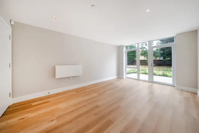 Thornton Road, Balham, SW12, photo 1