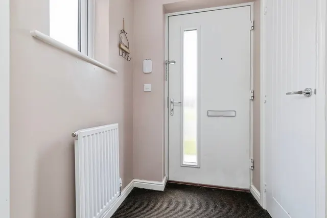 Photo 2 — Parnaby Way, Hemlington, Middlesbrough, North Yorkshire, TS8