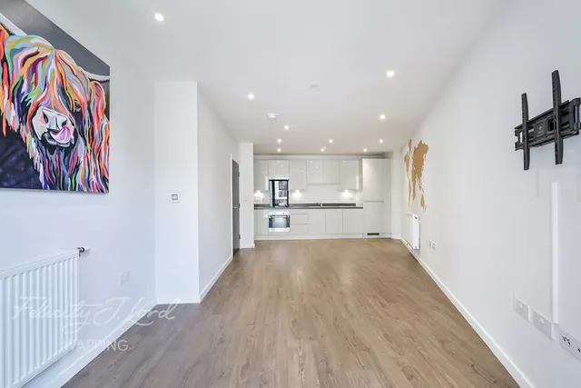 Bridle Mews, London, photo 3