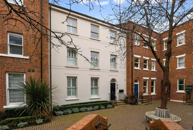 Lower Bridge Street, Chester, photo 1