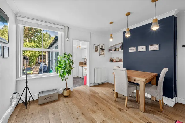 Photo 3 — Elm Road, New Malden KT3 3HB