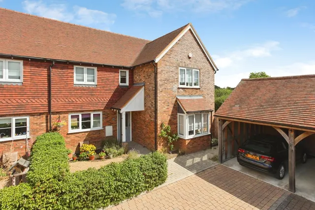 Fishers Road, Staplehurst, TN12, photo 1