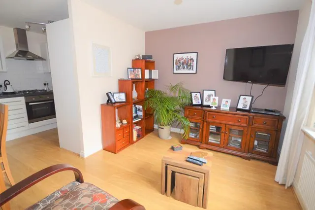 Scarlett Avenue, Wendover, HP22, photo 3