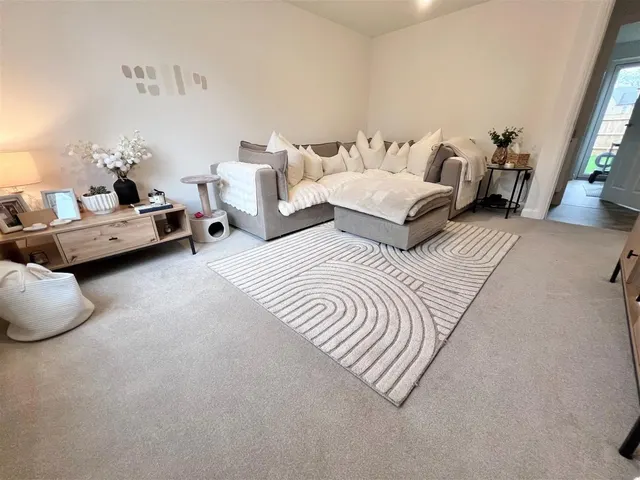 Great Barton Hill Road, Gillingham, SP8, photo 2