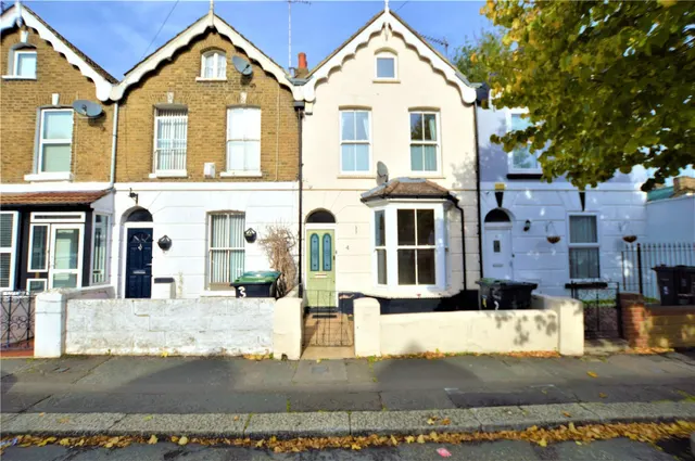 St Andrews Road, Gravesend, DA12, photo 1