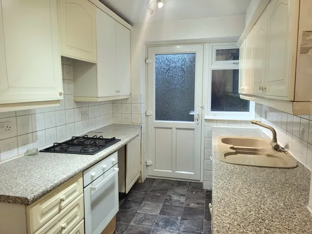 Plumpton close, Wrose, BD2, photo 3