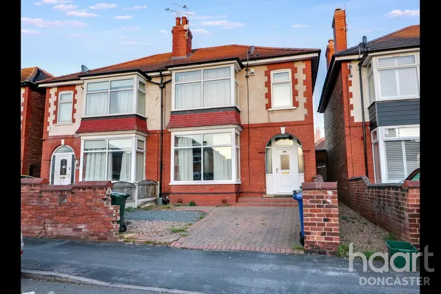 Balmoral Road, Town Moor, DN2, photo 1