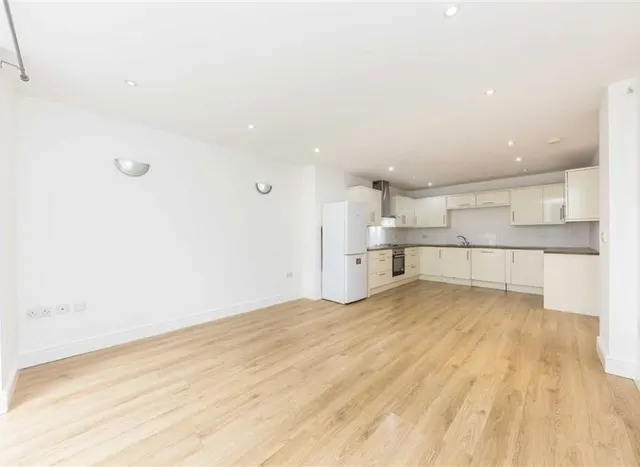 Photo 2 — Drake Road, Brockley, SE4