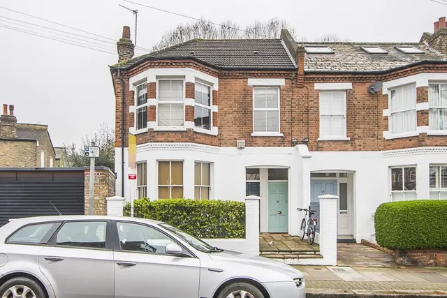 Photo 2 — Brandlehow Road London SW15