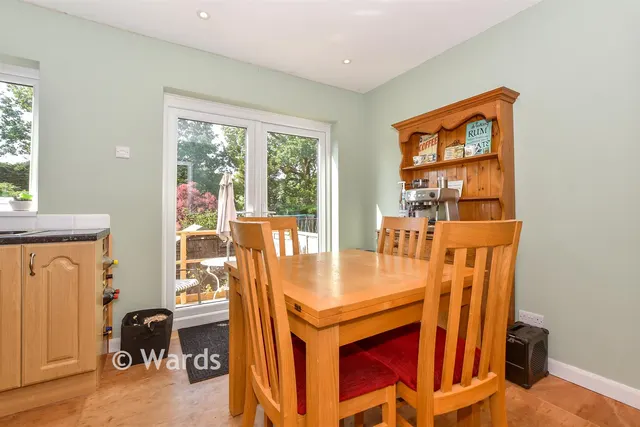 Bankfields, Headcorn, TN27, photo 3