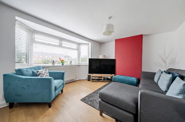 Adhurst Road, Havant, PO9, photo 2