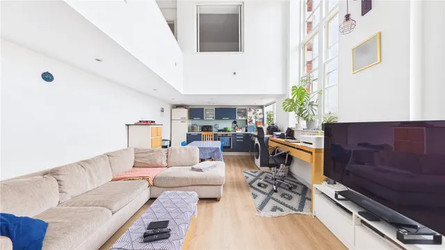 Gatton Road, London, SW17, photo 1