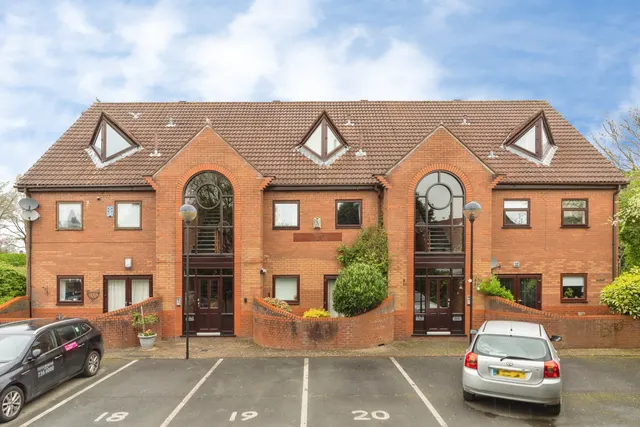 Hooten Lane, Leigh, WN7, photo 1