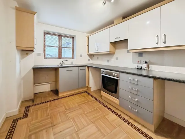 Swan Lane, Evesham, WR11, photo 3