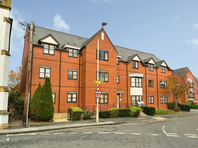 Swan Lane, Evesham, WR11, photo 1