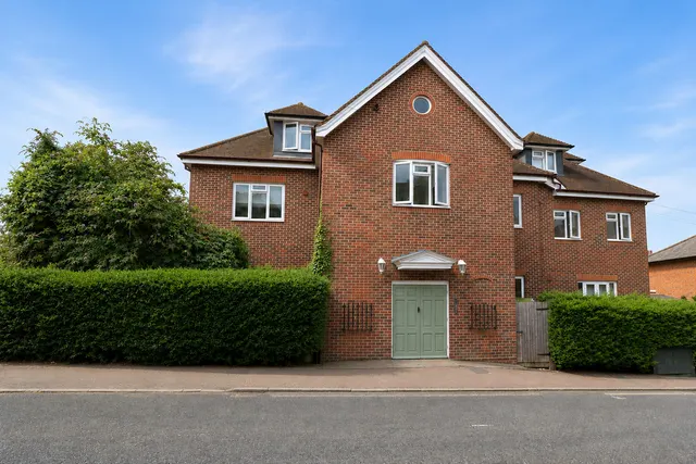Junction Road, Dorking, RH4, photo 1