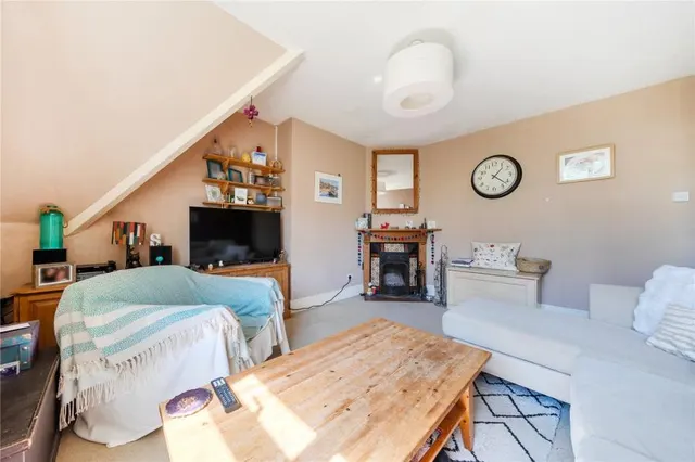 Somers Road, Reigate, RH2, photo 2
