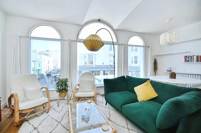 St Georges Road, Brighton, photo 1