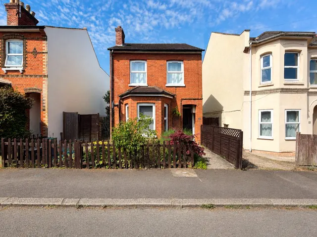 Perowne Street, Aldershot, Hampshire, GU11 3JS, photo 1