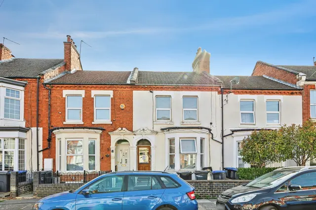 Adams Avenue, Northampton, photo 1