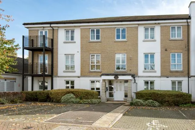 Tudor Way, Woking, GU21, photo 2