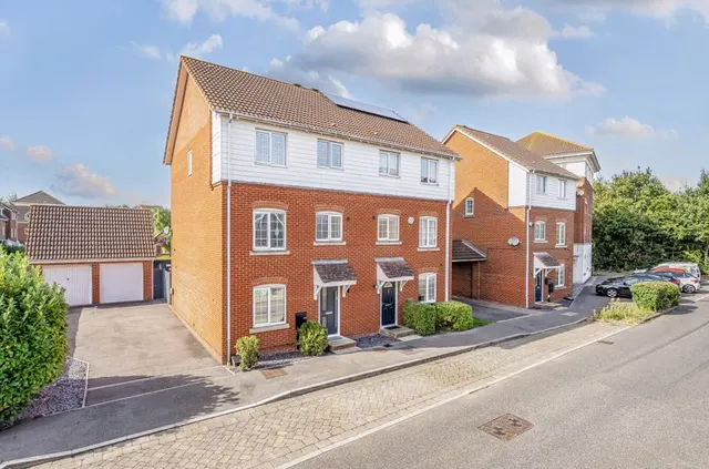 Emerald Crescent, 67 Emerald Crescent Sittingbourne Kent Sittingbourne, Sittingbourne, Kent, ME105JJ, photo 1