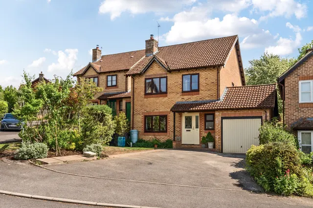 Thomson Way, Marlborough, SN8, photo 1