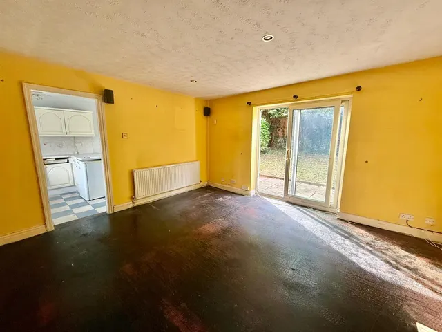 Blyth Close, Macclesfield, SK10, photo 3
