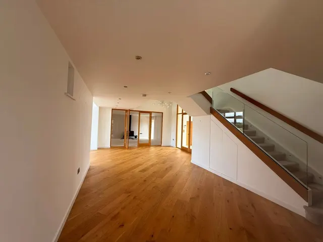 Photo 3 — Quaker Barn, Coates, Cirencester, GL7 6JX
